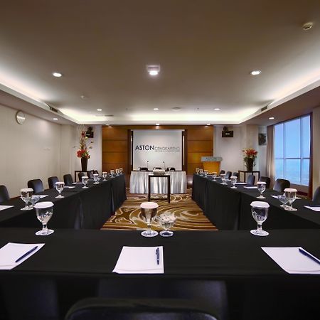 ג'קרטה Royal Palm Hotel & Conference Center Cengkareng מראה חיצוני תמונה